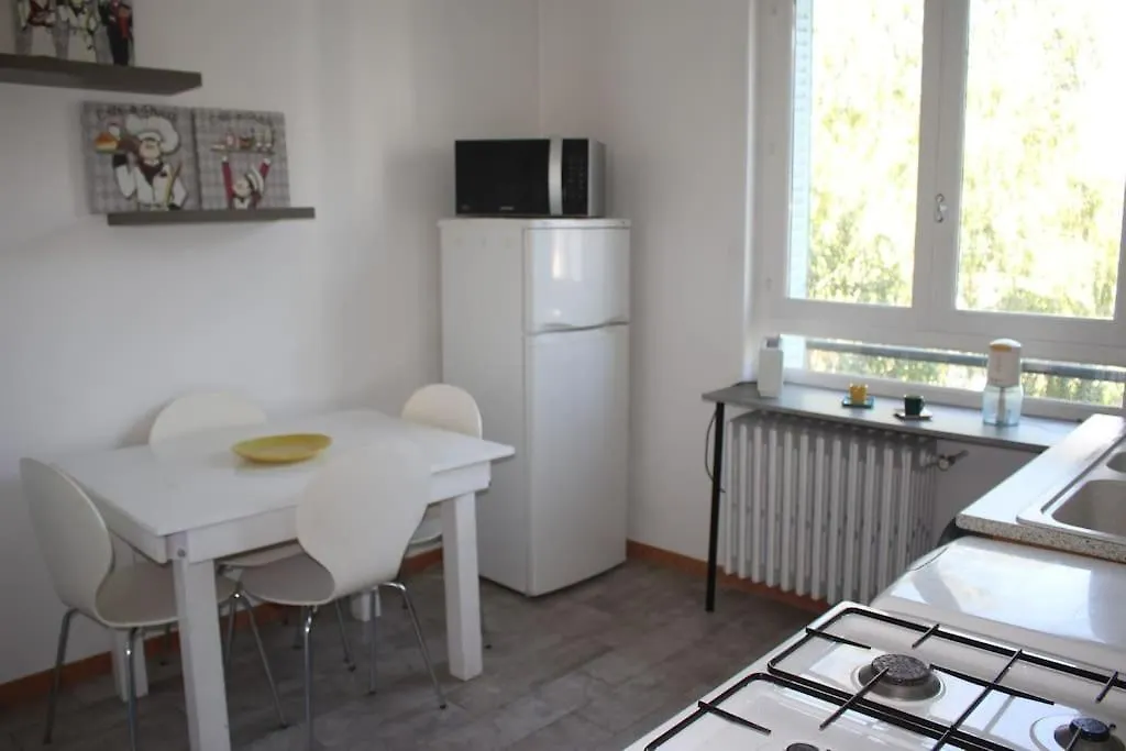 Joli Petit Appartement Sur Givors 0*,  France